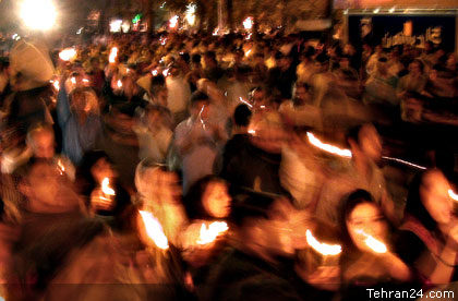 tehran iran 2001 candlelit vigil for 911 victims 17 mohsen sq tehran tehran24 com photo by c moghtader